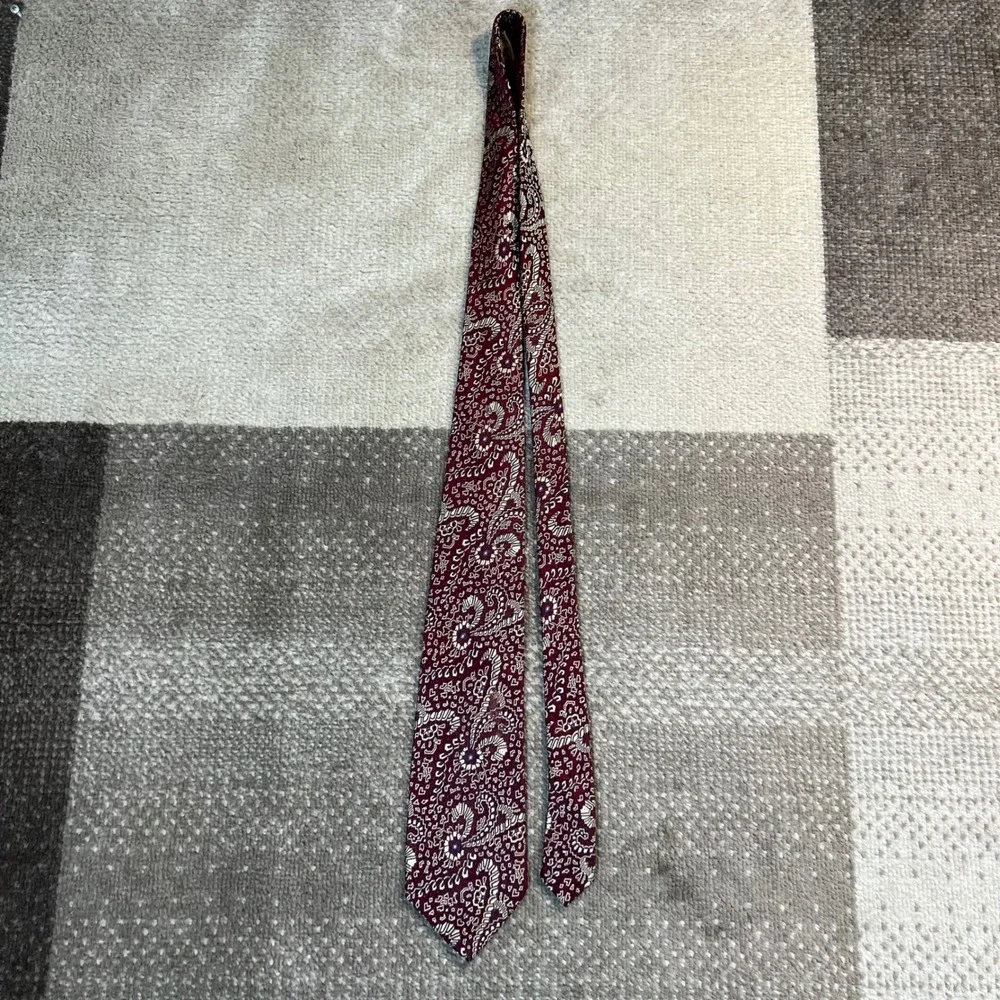 Polo Ralph Lauren Mens Silk Tie Burgundy Paisley Geometric Necktie Made in‎ USA
